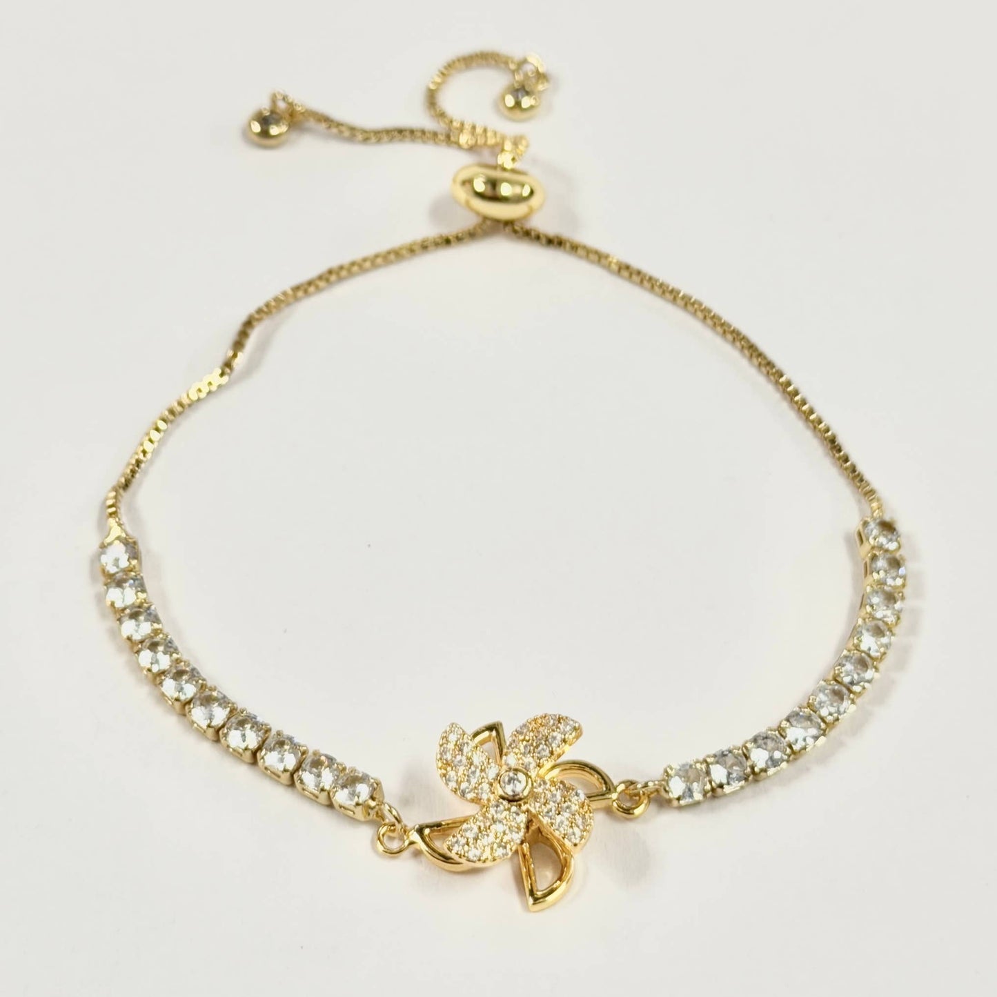 Rotating Spinner Clover Bracelet β Crystal Band