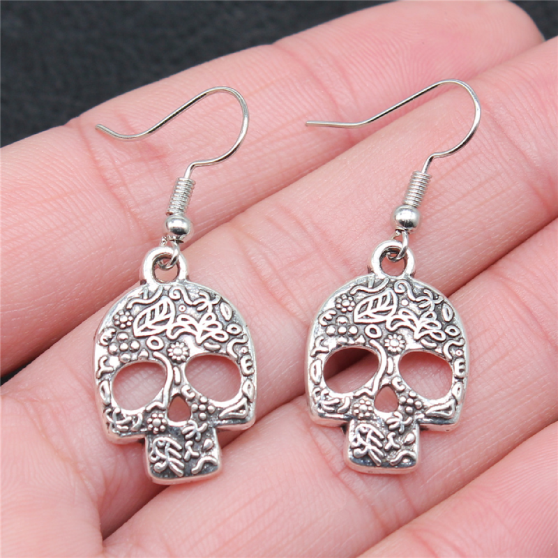 Punk Skull Earrings