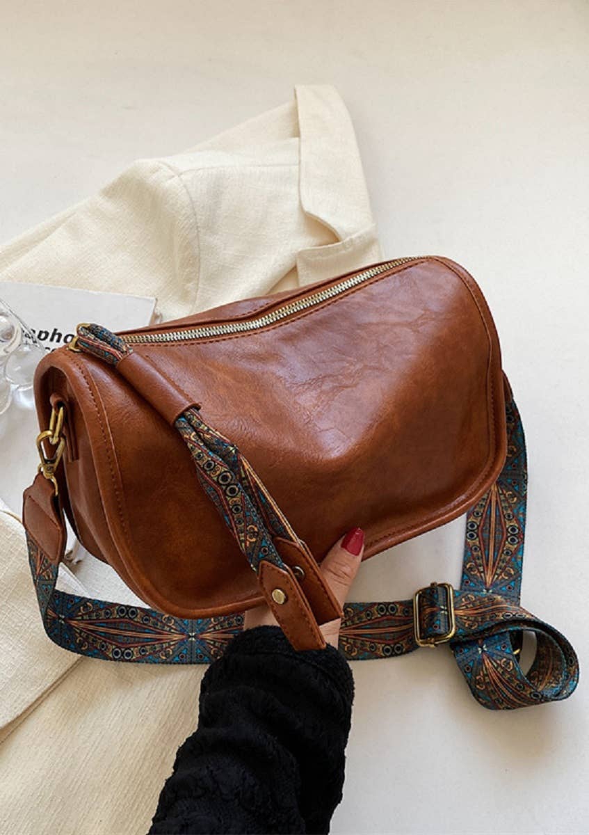 ',....PATTERN STRAP ZIPPER SHOULDER BAG