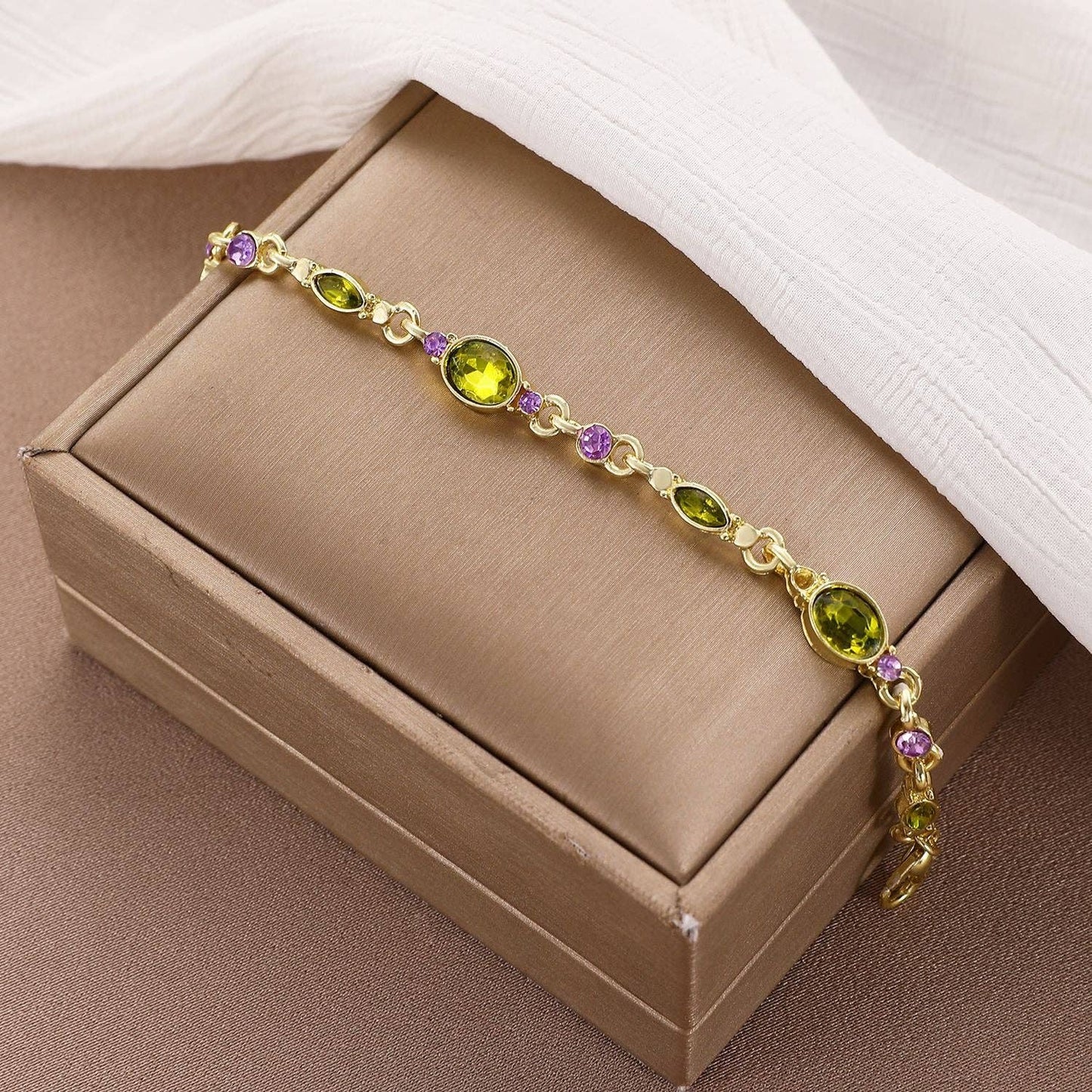 French Vintage Double Layer Bracelet for Women with Geometric Design