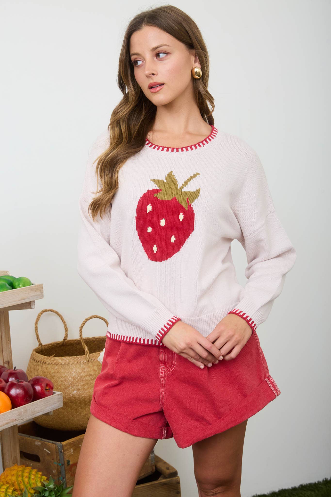 STRAWBERRY MOTIF CONTRAST STITCH KNIT PULLOVER