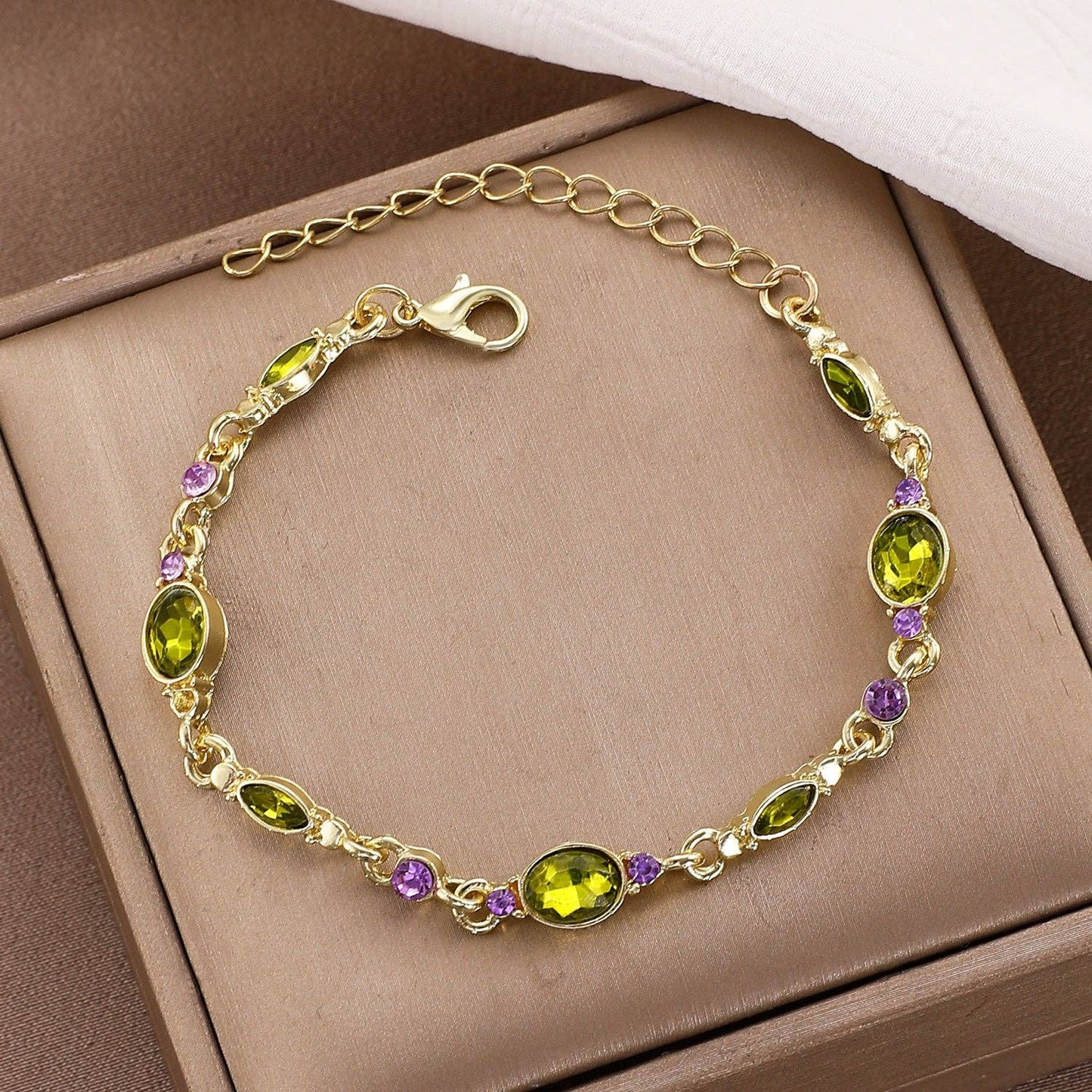 French Vintage Double Layer Bracelet for Women with Geometric Design
