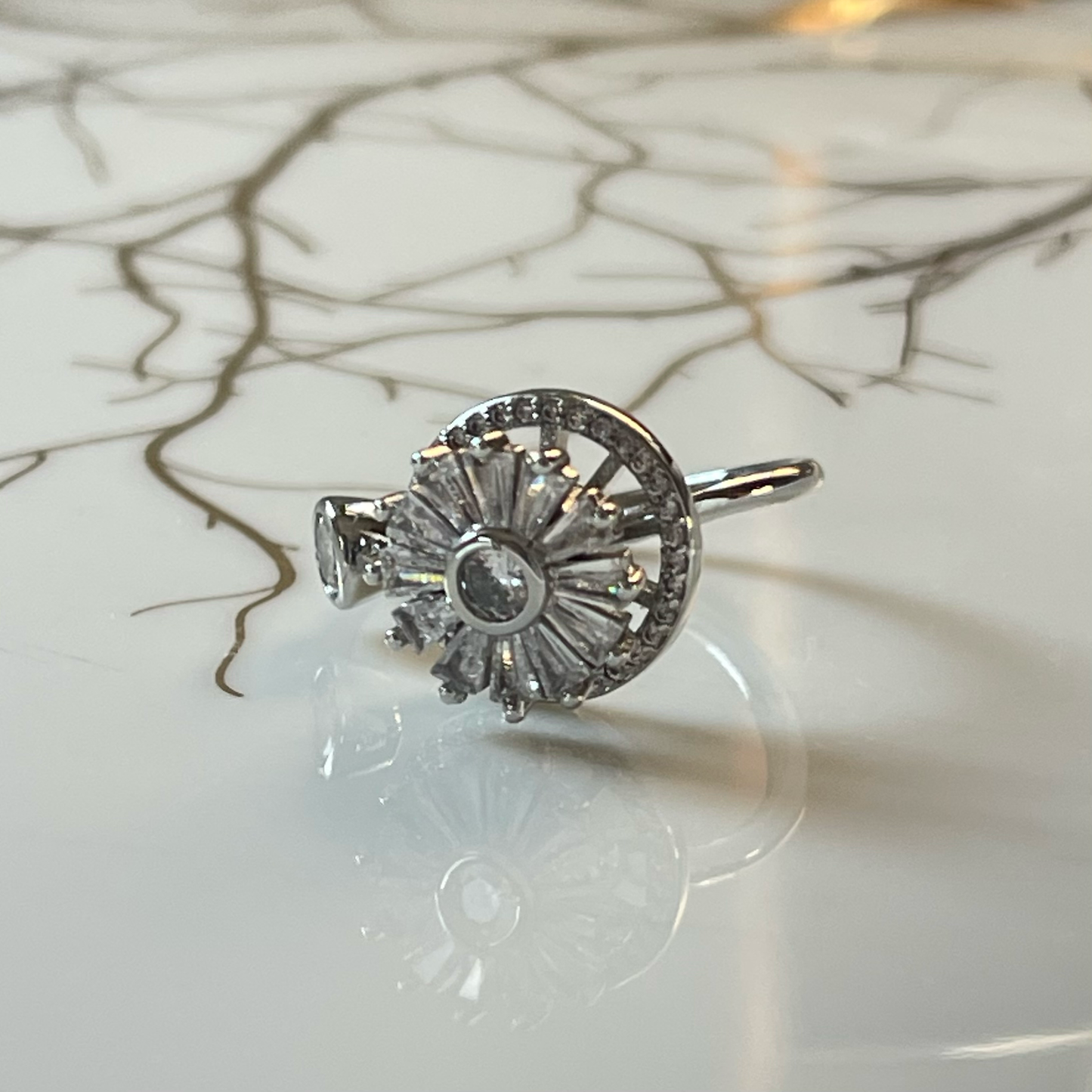 Flower Spinner Ring - Adjustable Floral Jewelry for Women