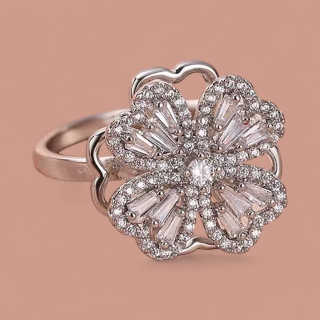 Spinner Flower Ring – Dual Tone Gold & Silver Fidget Spinner